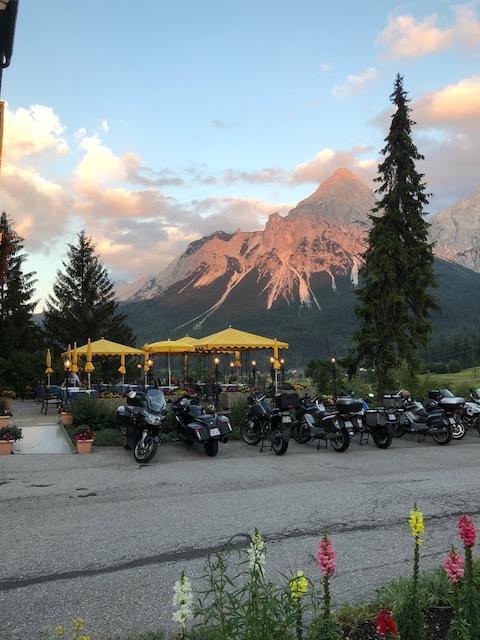 Sporthotel Zugspitze Lermoos Exterior foto