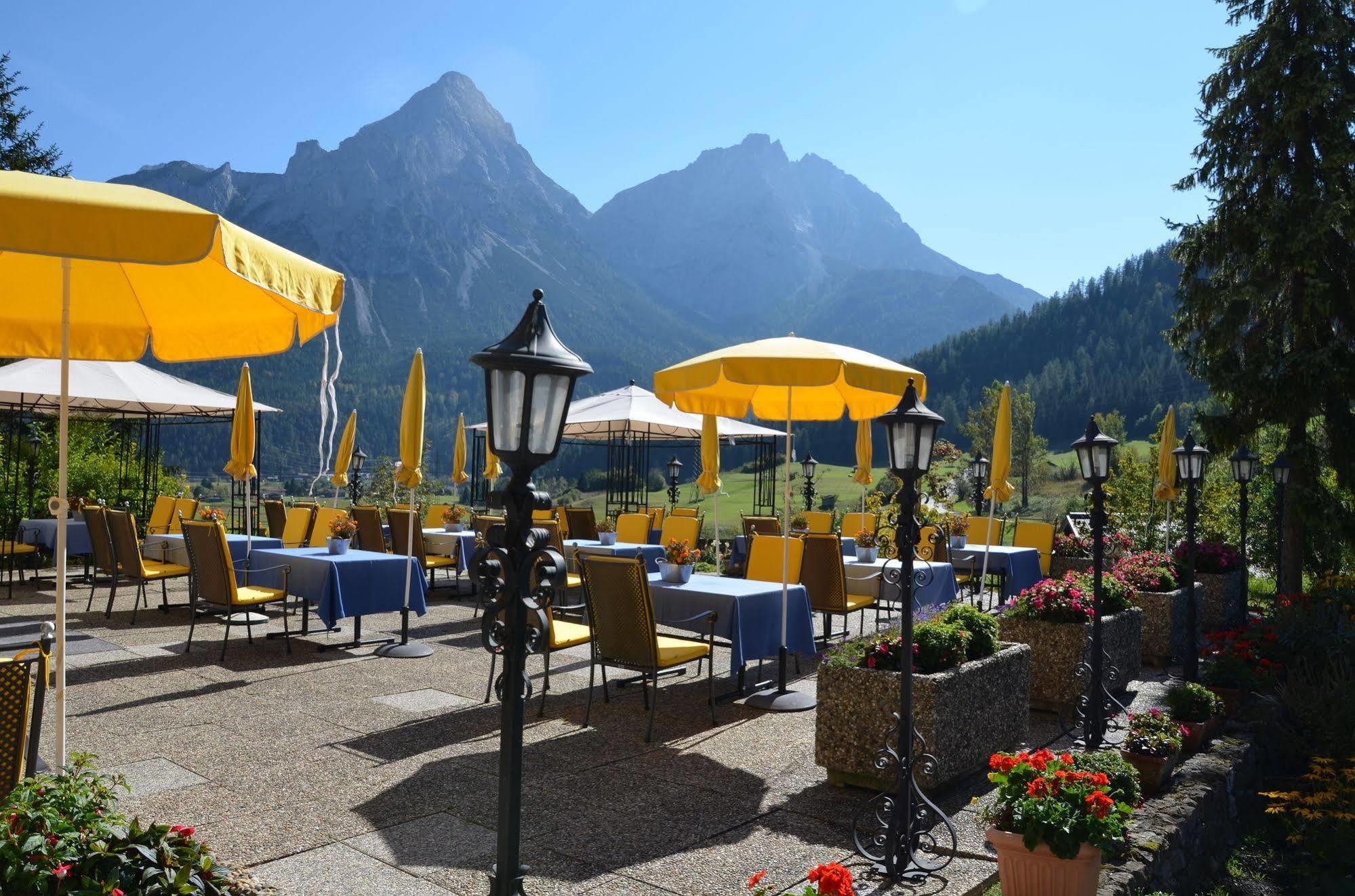 Sporthotel Zugspitze Lermoos Exterior foto